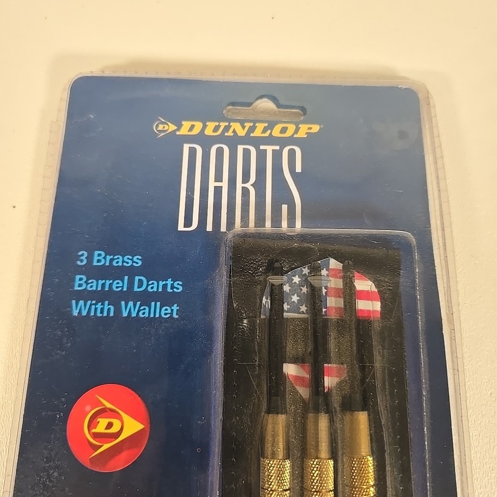 DUNLOP Brass Barrel Darts Set Of 3 with Red Wallet #885-624
